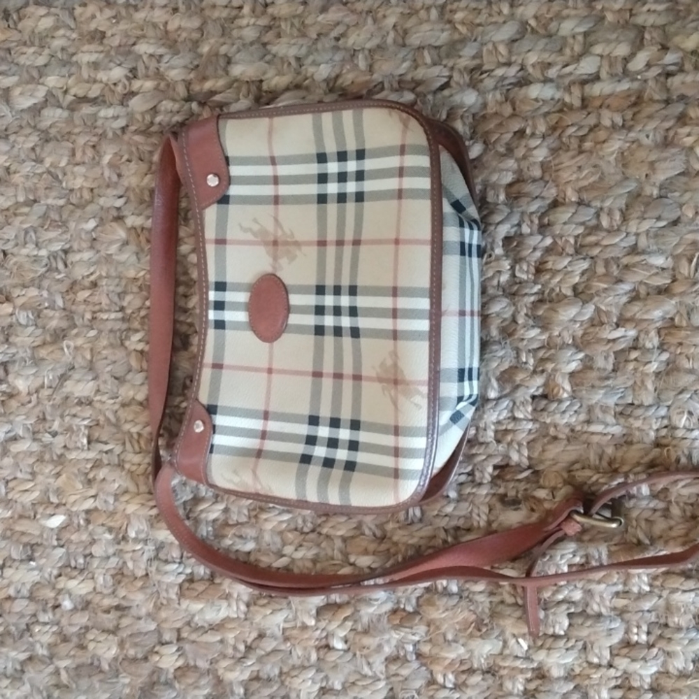 Vintage 1980s Authentic Burberrys Nova Check Crossbody Bag (Made in England)